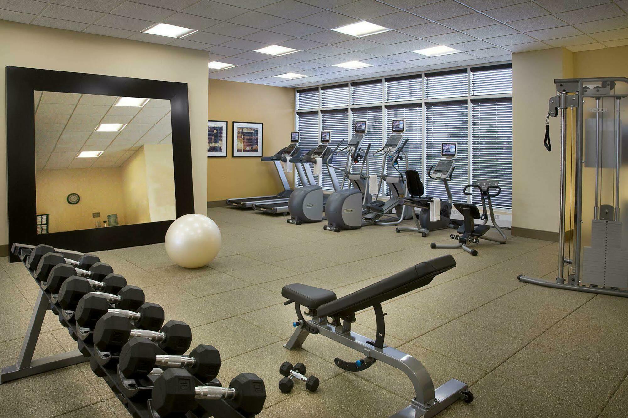 Hilton Garden Inn Toronto Airport West/Mississauga Zewnętrze zdjęcie